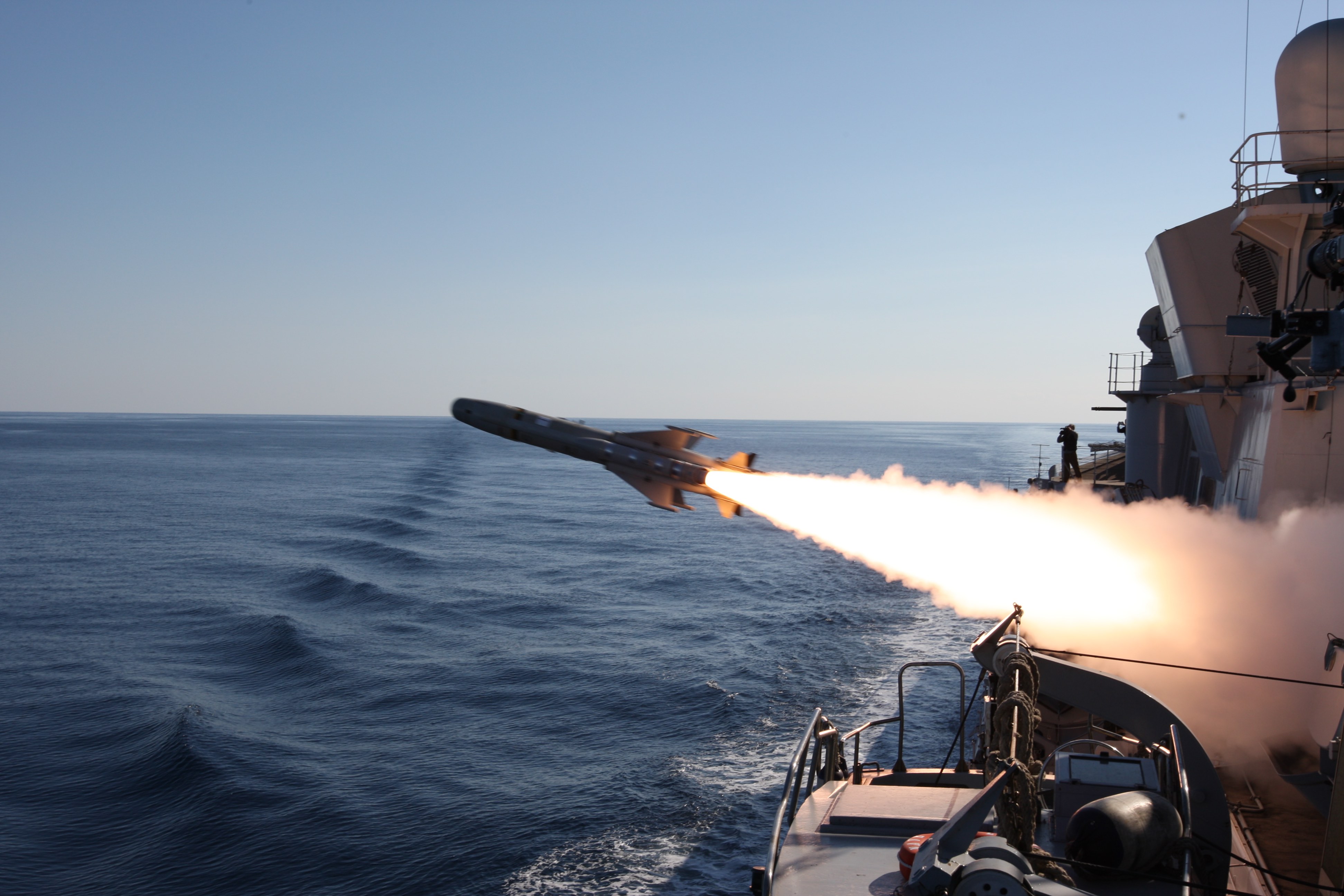 MBDA Italia masters the naval anti-surface warfare (ASuW) and more ...