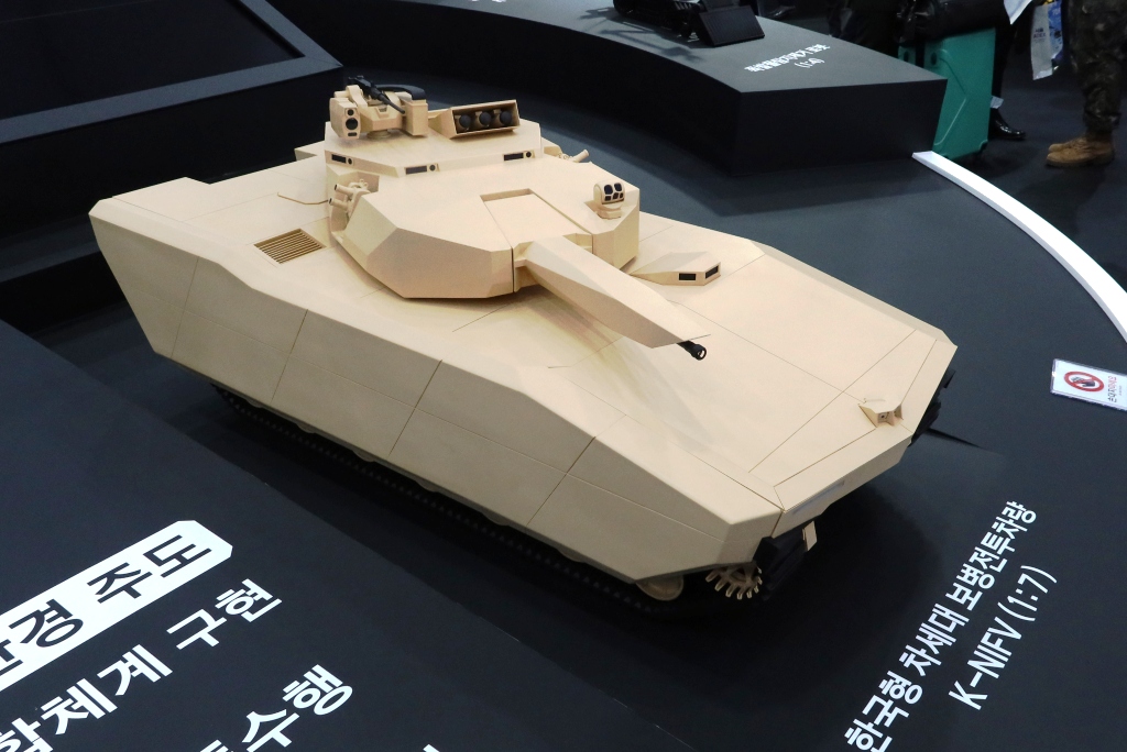 ADEX 2023 - Hanwha looks in the future of IFVs with its K-NIFV - EDR  Magazine